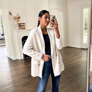 H&M • Woven Oversized Blazer